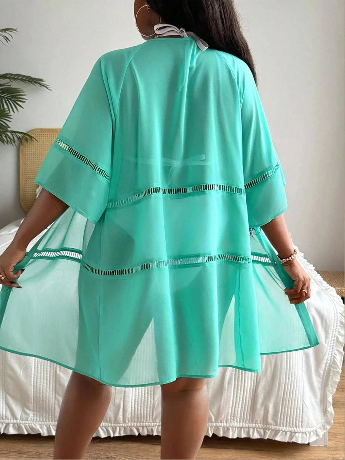 Saída de Praia Plus Size Bella