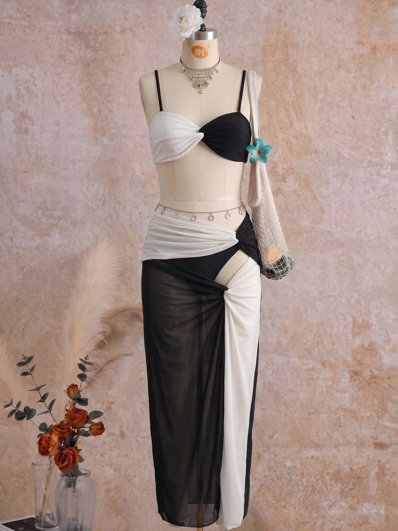 Conjunto Luxo Biquíni + Saia Tamires