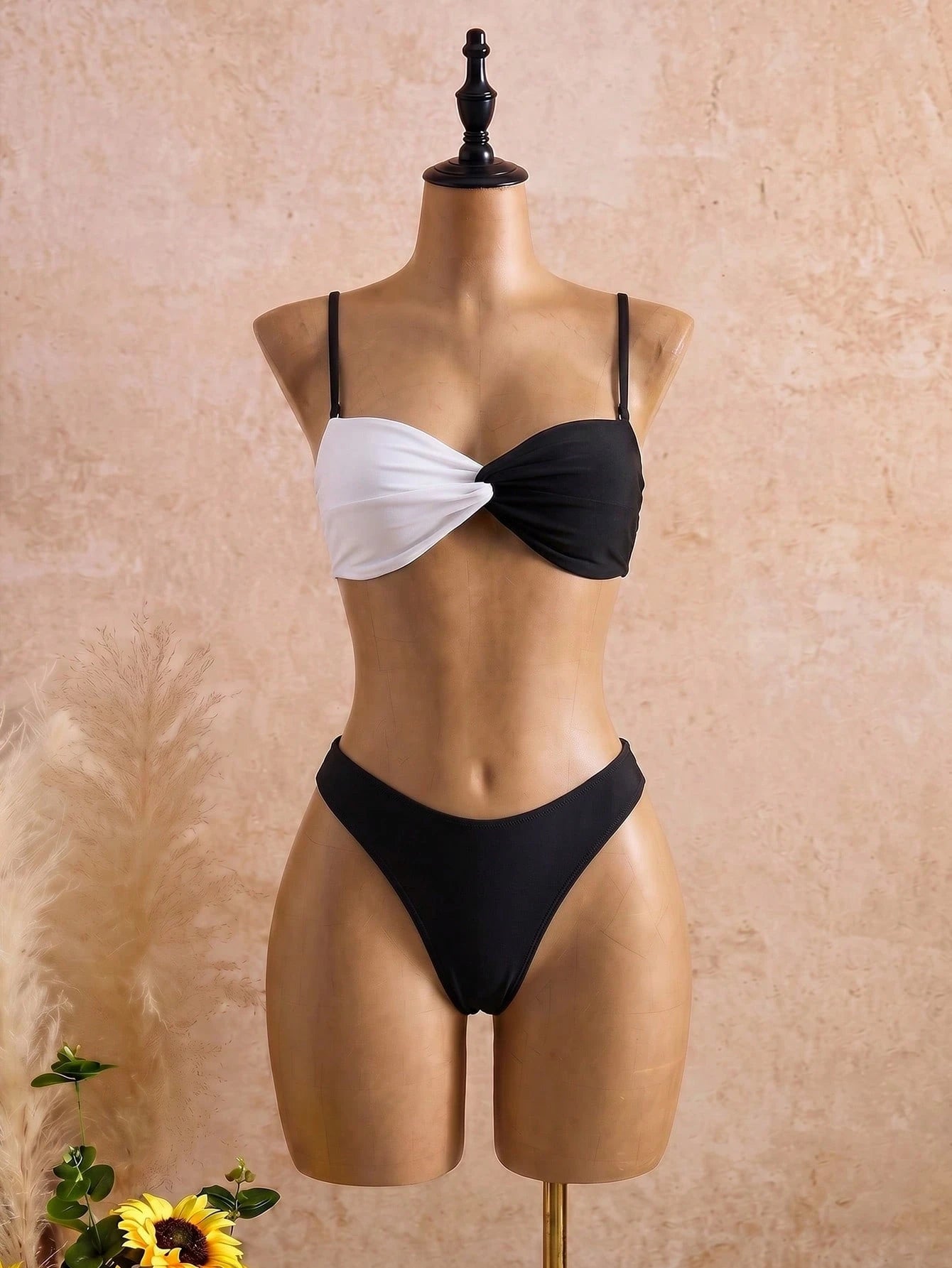 Conjunto Luxo Biquíni + Saia Tamires