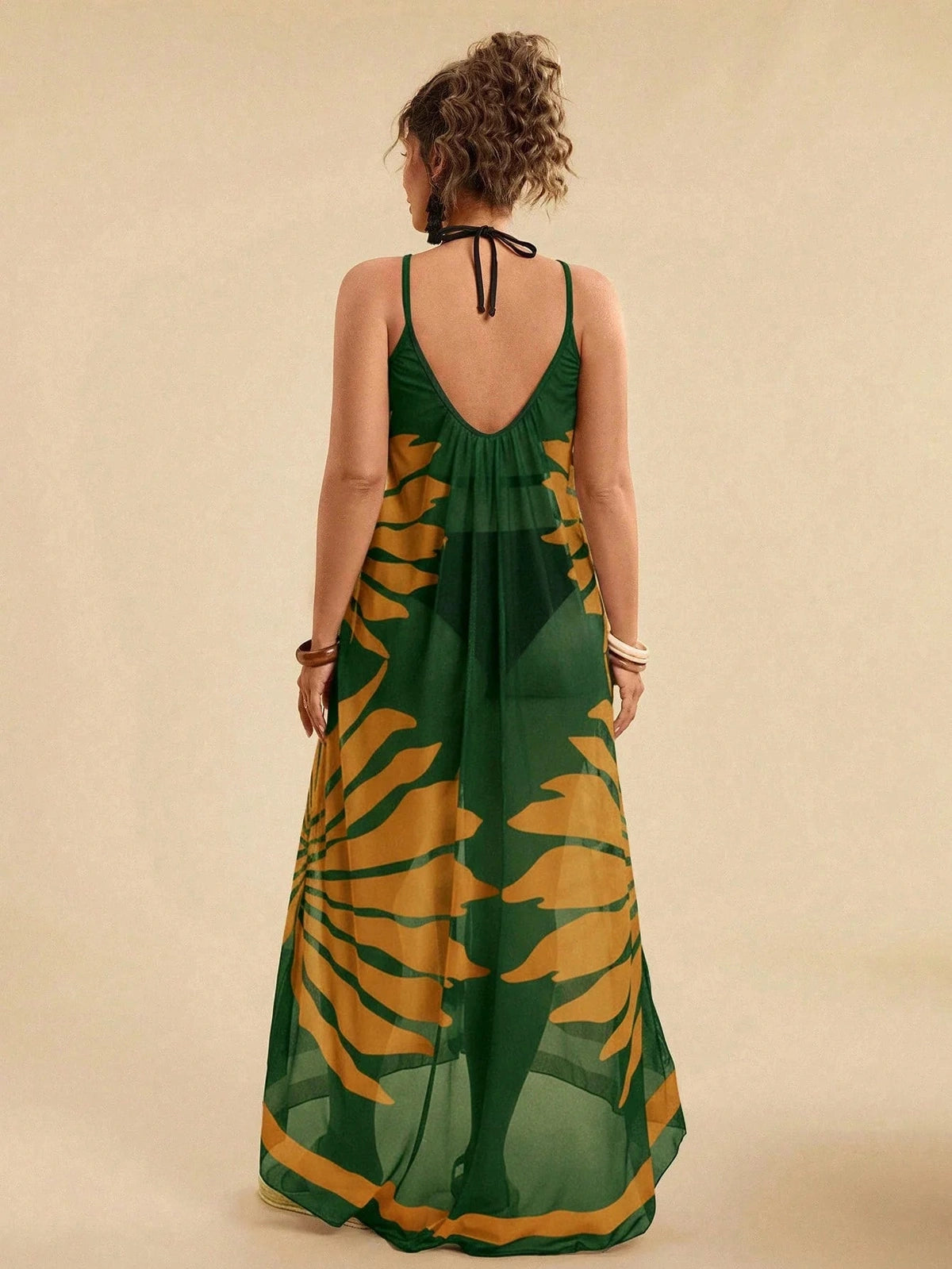 Saída de Praia Plus Size Yasmin